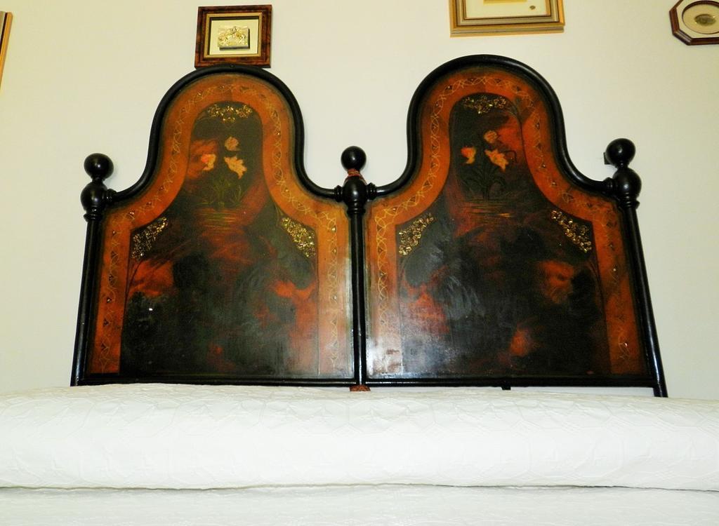 Chicchiritanos Bed & Breakfast Monti Стая снимка